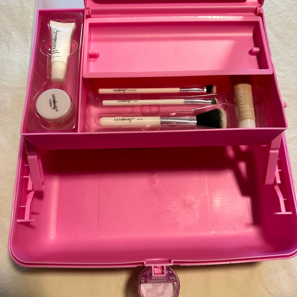 New Ulta Caboodle w/Cosmetics